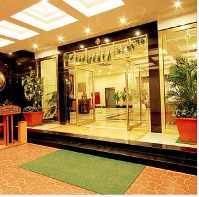 Hotel Grand Thakar Rajkot Exterior foto
